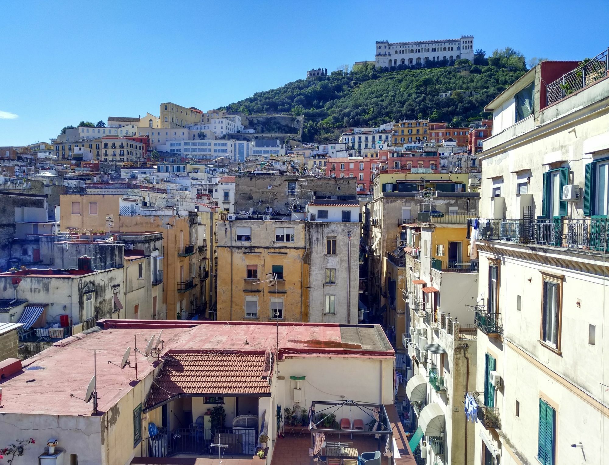 Hotel Sui Tetti Di Napoli Exterior foto